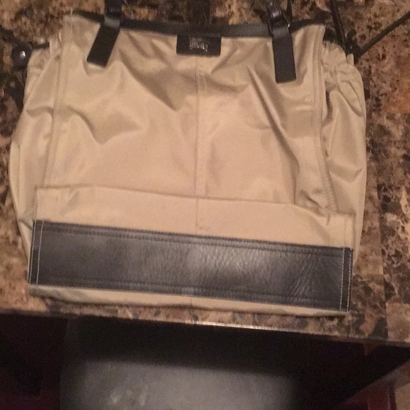 Burberry First - Picture 2 of 6